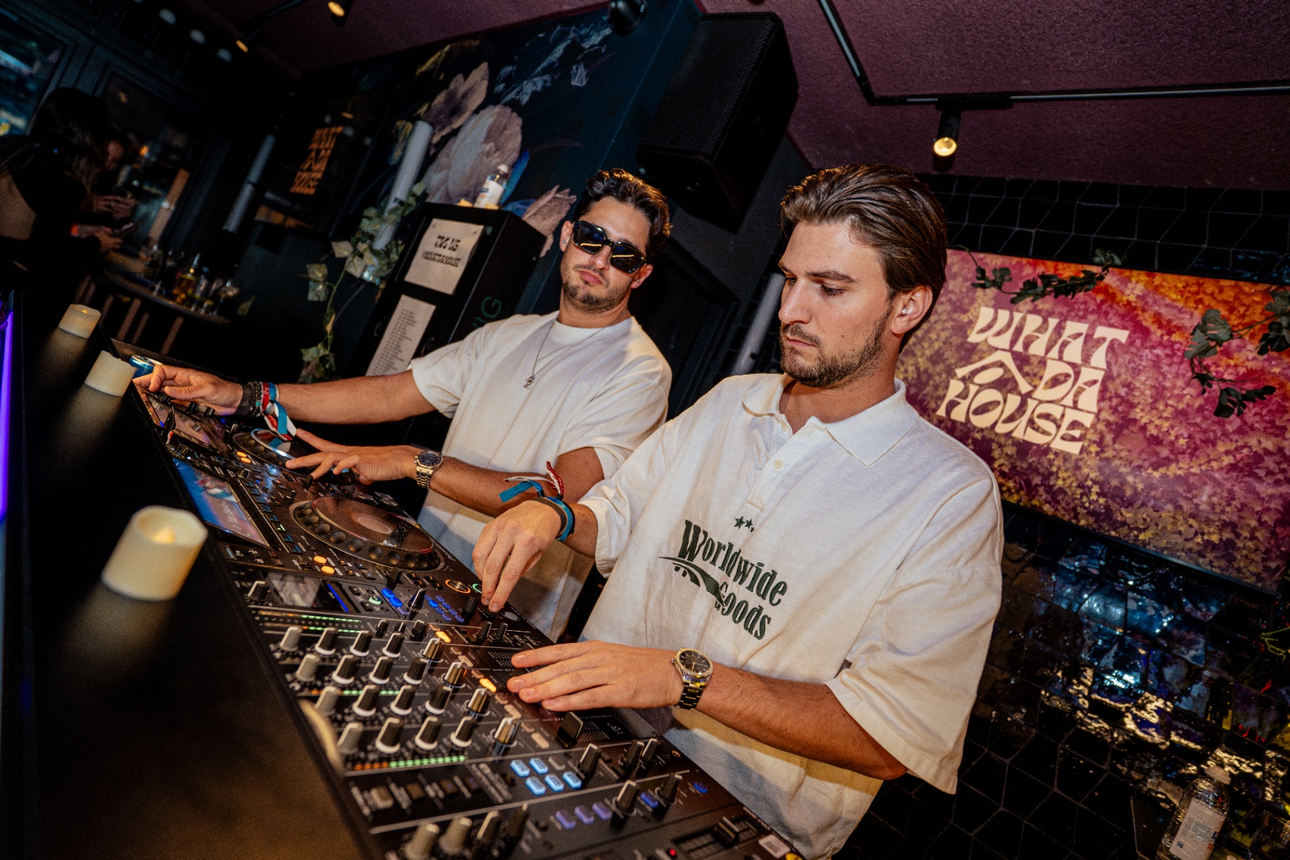 What Da House — Twin Selectors