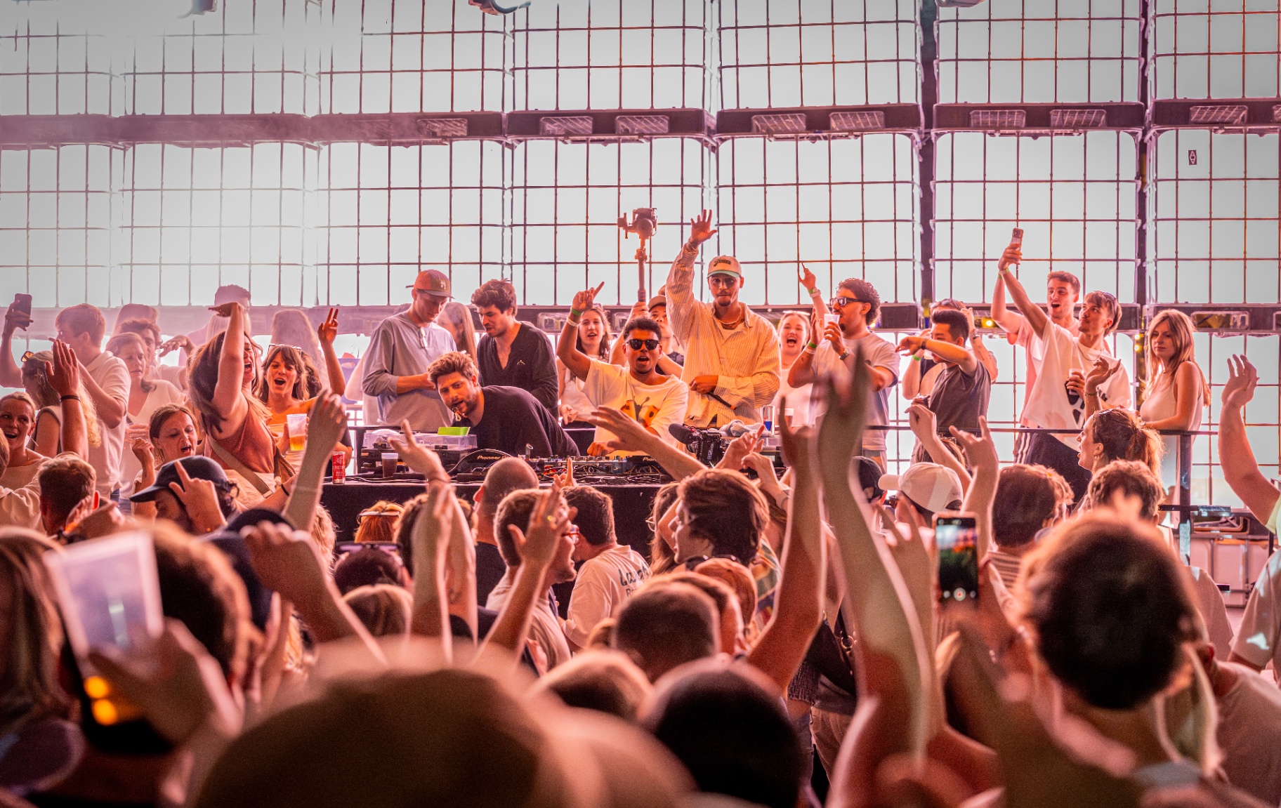 Hands Up — Day Party